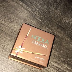 Brand New Benefit bronzer in shade Caramel!